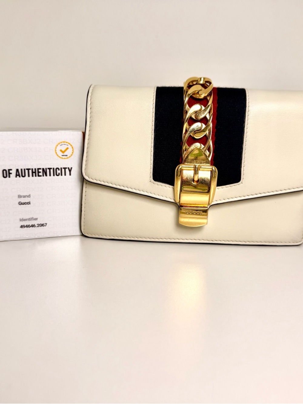 Gucci Sylvie Mini WOC detachable Crossbody chain LIKE NEW - Picture 8 of 11